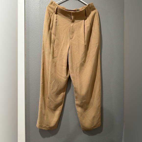 DANA BUCHMAN Elegant Tan Women's Pants - Picture 3 of 9